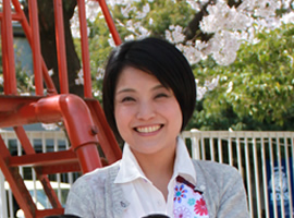 女性のマッサージ師が施術いたします